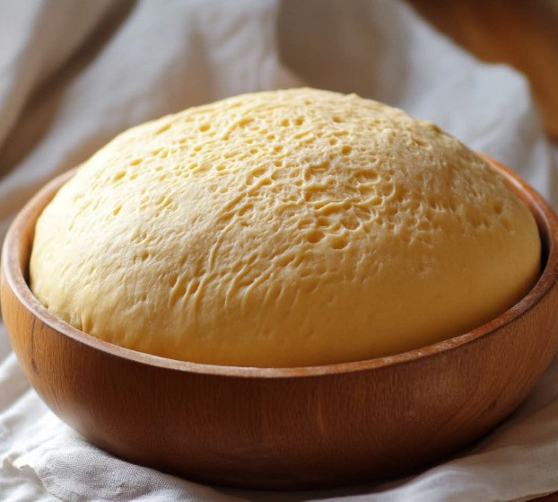 Miękkie ciasto magiczne – uniwersalne (brioszki, pączki, bułki itp.)