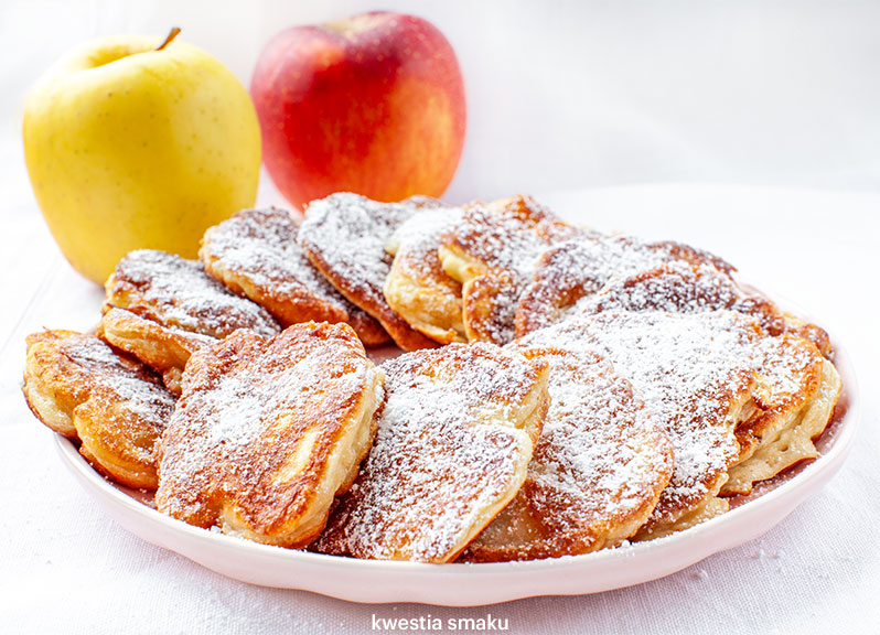 Racuchy ze skyru z jabłkami